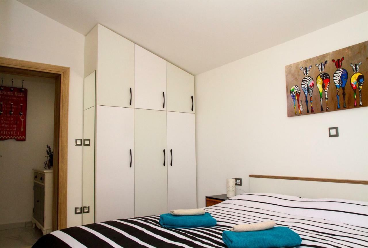 Apartment Punta Seget Vranjica Eksteriør billede